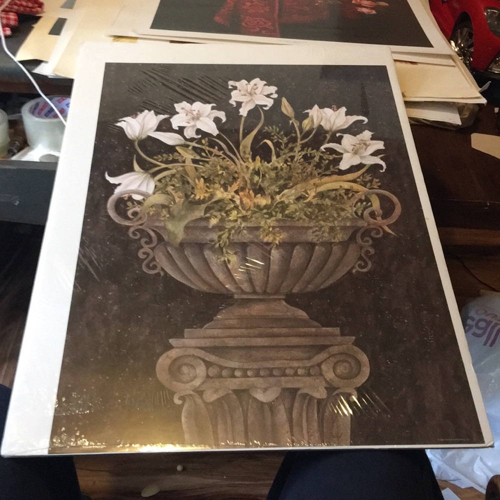 2 Potted Flower Prints Classical Blooms Roman